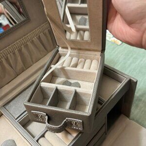 Wolf Heritage Small Jewelry Box